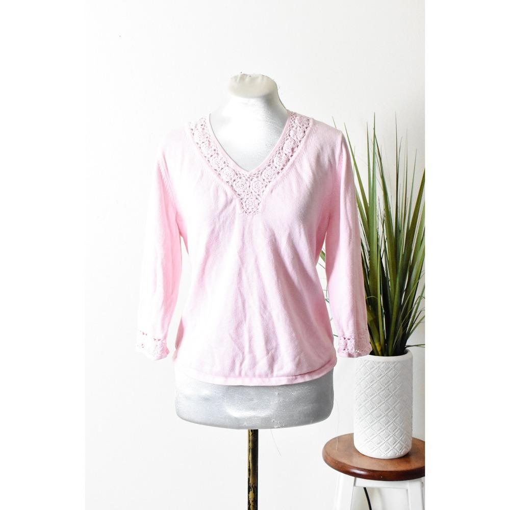 Christopher Banks V-Neck Sweater Womens M Pink Y2K Crochet Lace Trim 3/4 Sleeve